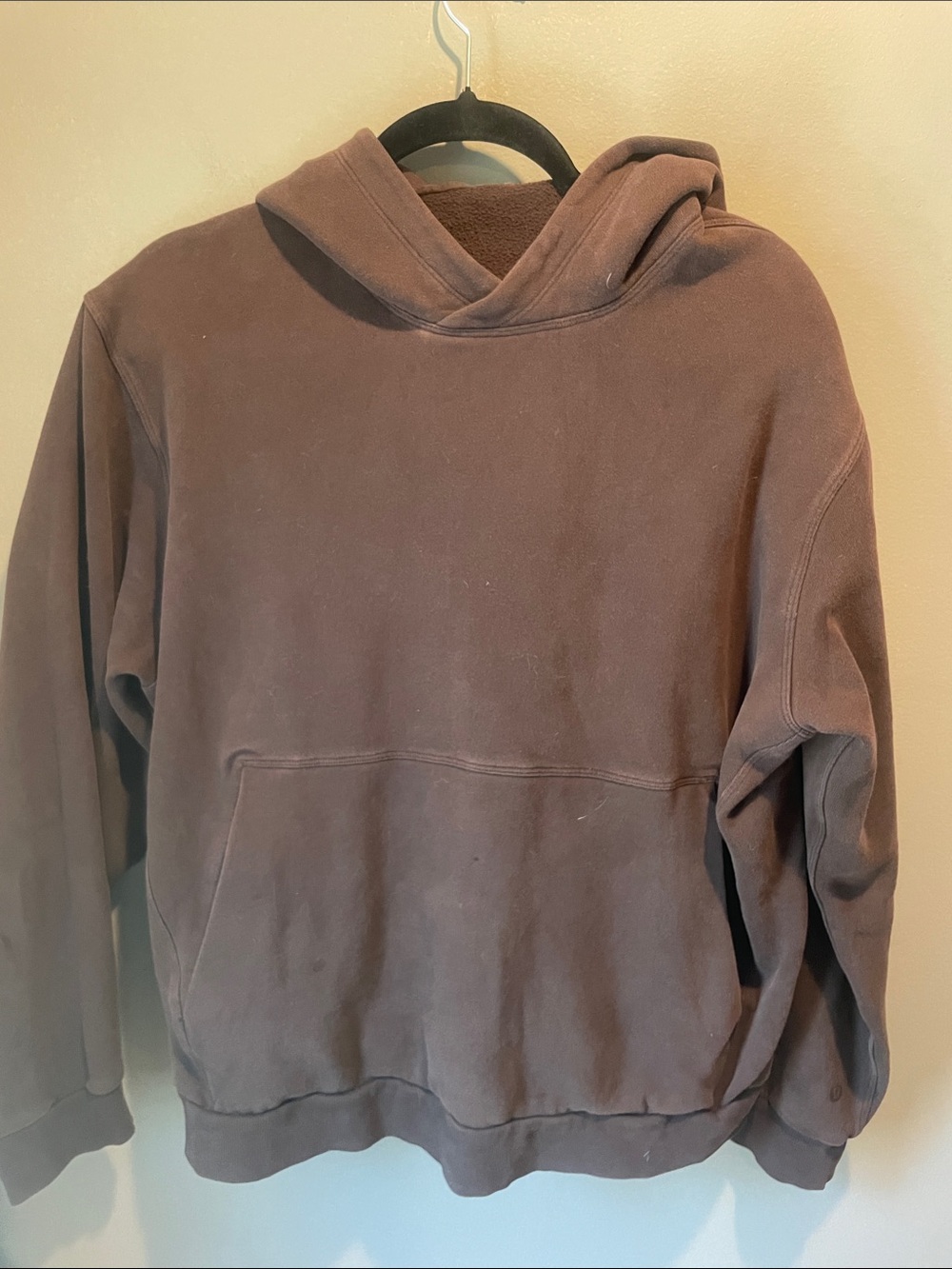 Lululemon Men's Crewneck Pullover Hoodie in Deep Brown